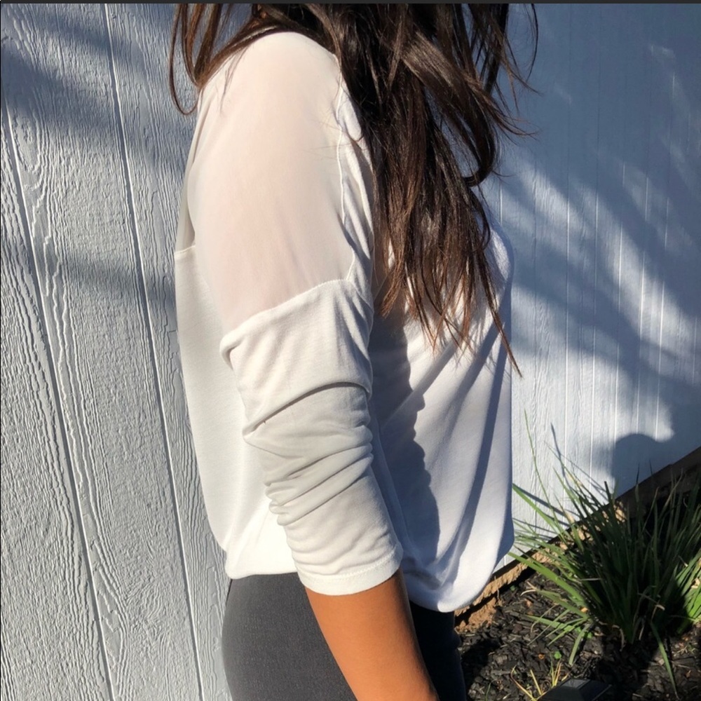 Relax Fitting 3/4 Sleeves White T-shirt